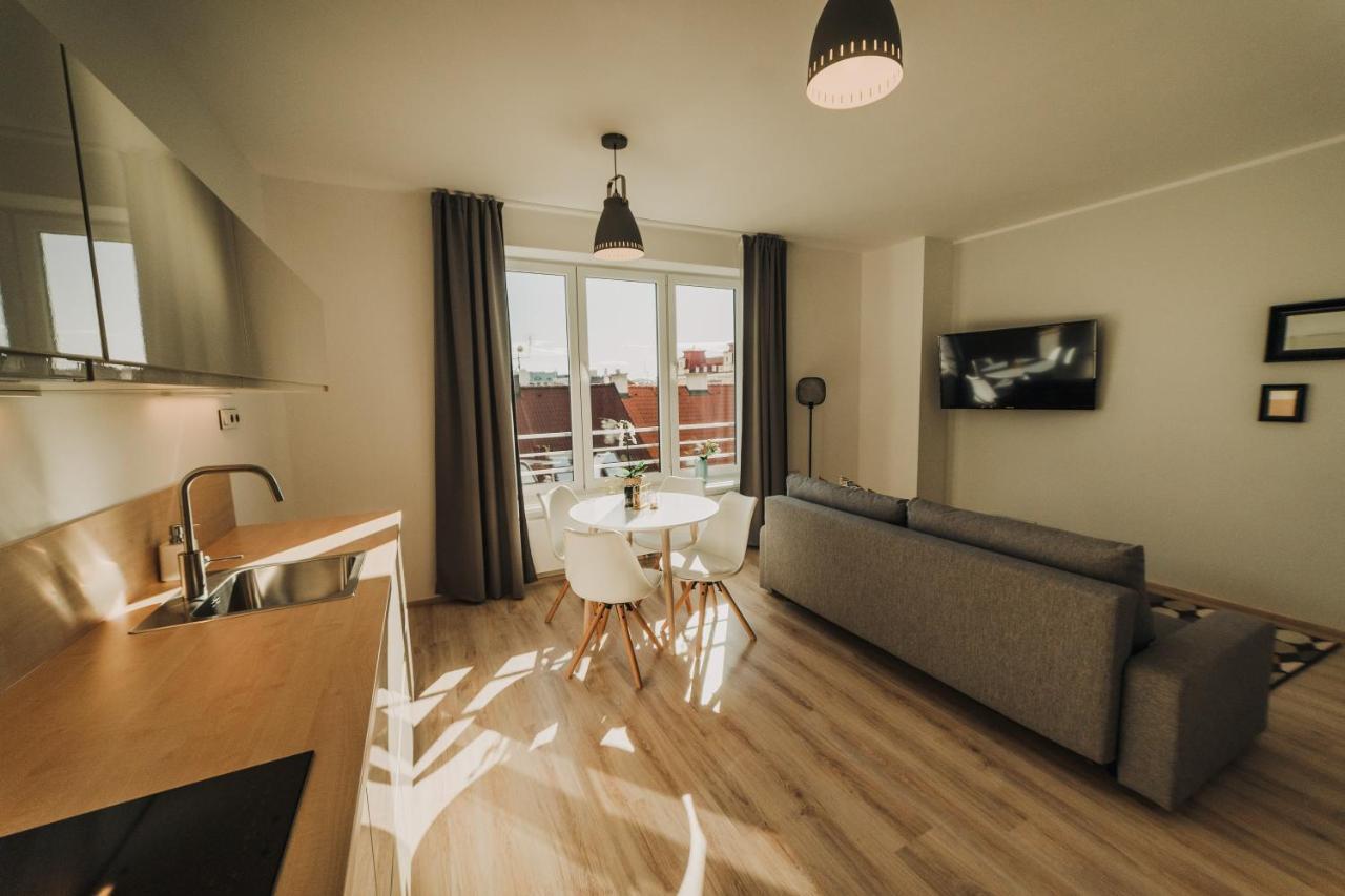 New Equipped Apartment In The City Center เปิลเซน ภายนอก รูปภาพ
